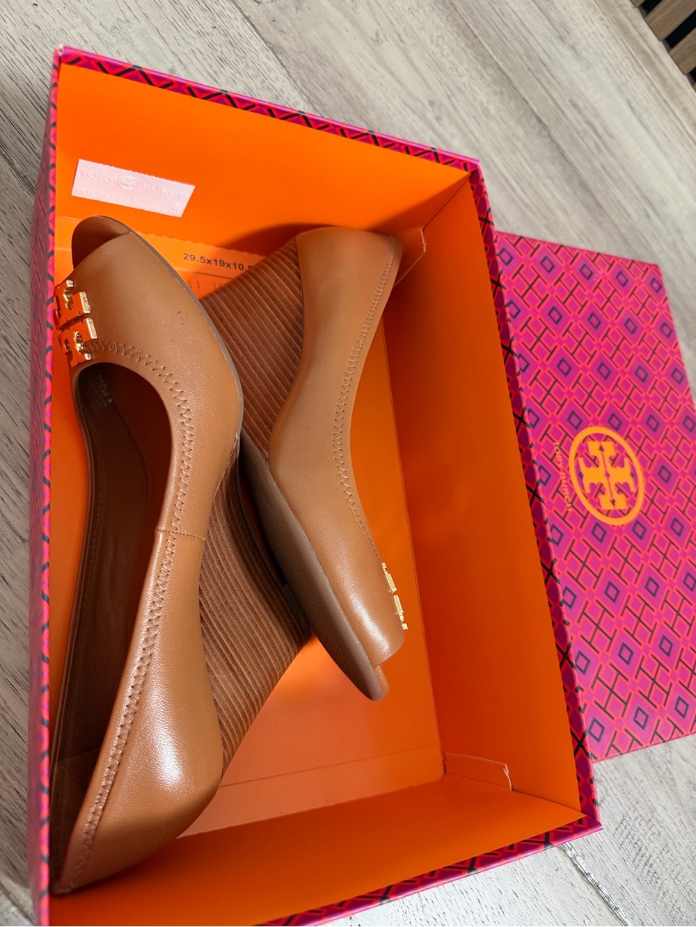 Tory Burch Laura 85 mm Royal Tan Open-Toe wedge Heels with Gold Logo 6.5 - Picture 13 of 13